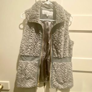 Marc New York gray fur and leather vest